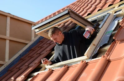 Pose de fenêtres de toit Velux à Blancfossé
